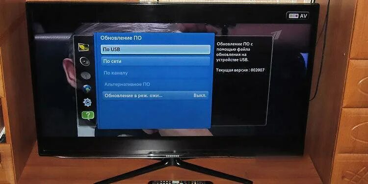 Какие функции поддерживает телевизор. Обновление прошивки samsung smart tv. обновление прошивки на телевизоре самсунг. программное обеспечение для телевизора самсунг ue40j5000au. обновление телевизора самсунг через usb.