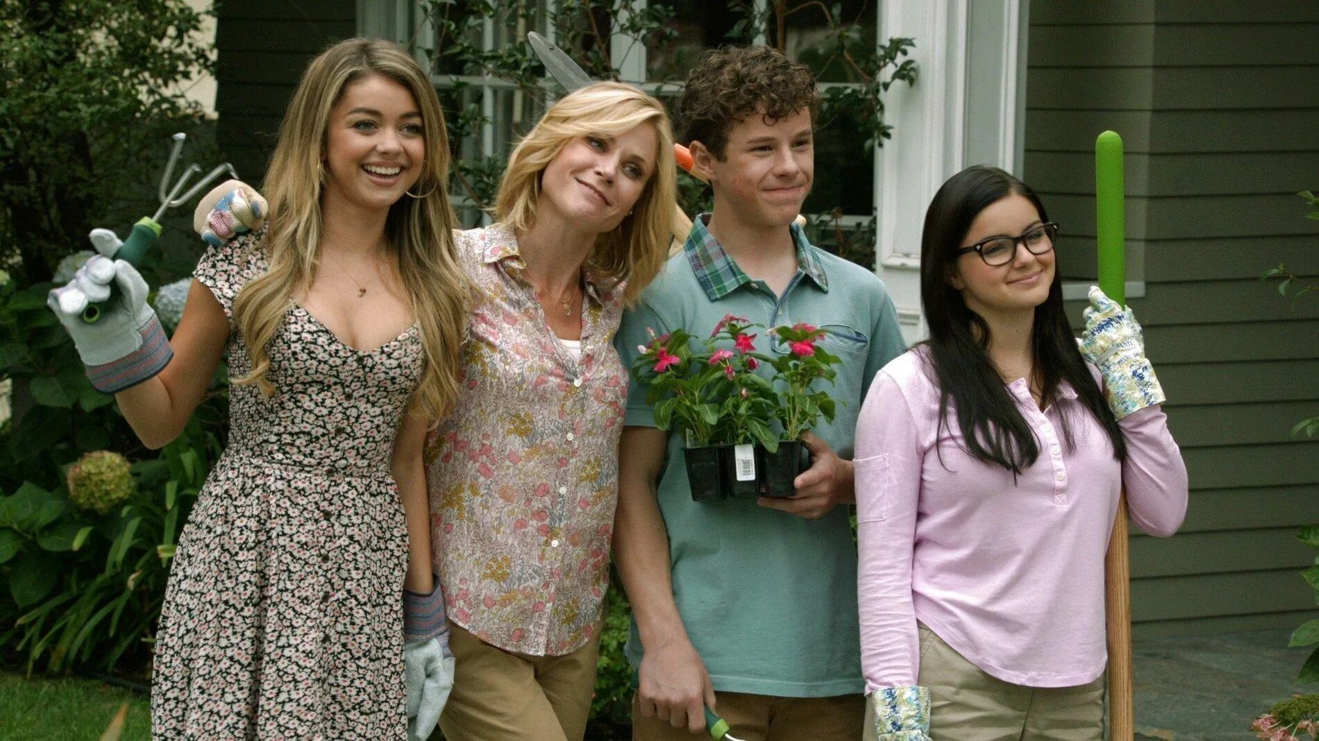 «Американская семейка» Modern Family (2009-…), ABC. Family bangs