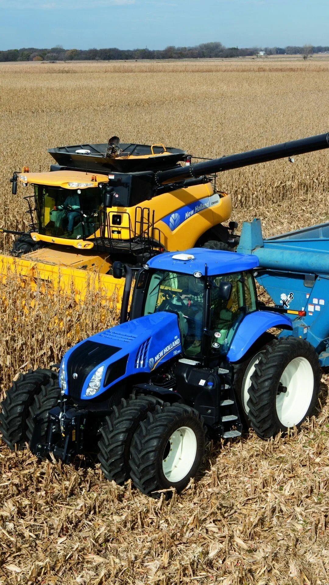 Сельское хозяйство трактор. Игрушечные трактора и камазы. Трактор john deere 9560r. Трактор new holland. Джон дир 9510r.