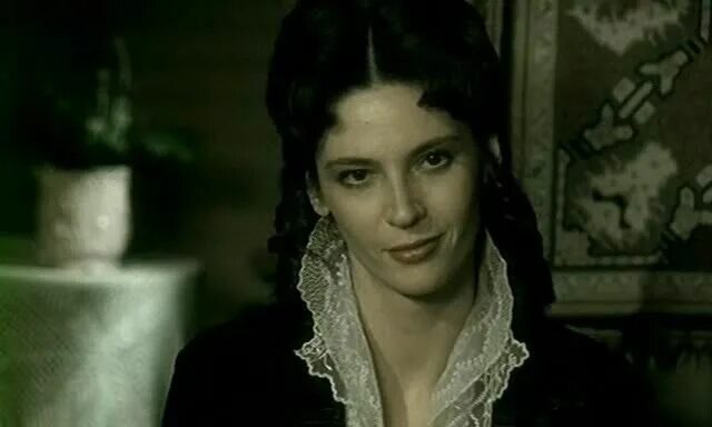 Лидия вележева идиот. Лидия вележева в роли настасьи филипповны. Лидия вележева настасья филипповна. Идиот фильм 2003 лидия вележева. Юлия борисова в роли настасьи филипповны.