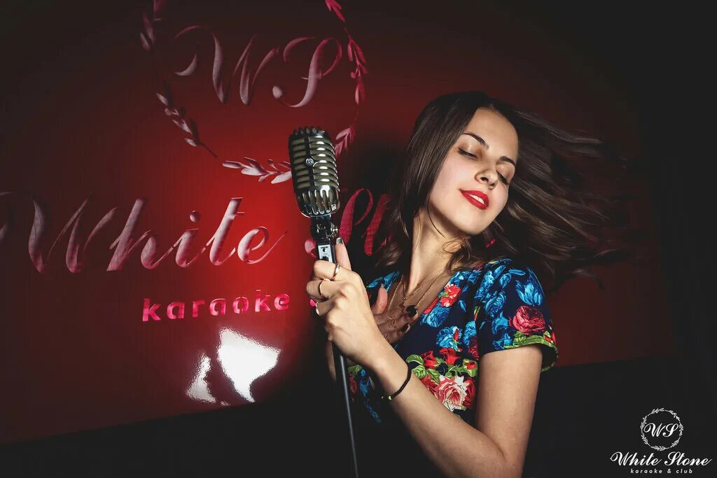 Ваенга альбом белая птица. Караоке. Белый орёл потому что нельзя быть красивой такой караоке. Слова песни птицы белые. Караоке синий.