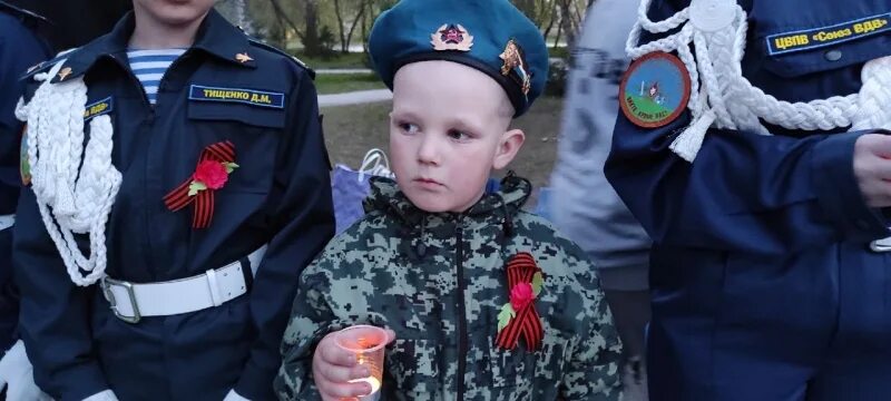 9 мая искитим программа 2025. 9 мая искитим 2025. свеча памяти искитим 9 мая 2025. день победы - 9 мая. фото: «весь искитим». день победы искитим 2025.