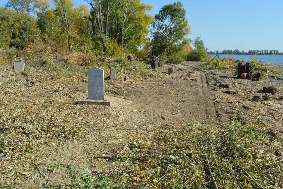 Где находится кладбище курган. Кладбище Курган Казань. Курган Казань кладбище могилы. Кладбище Курган Казань на карте. Кладбище Ногай-Курган.