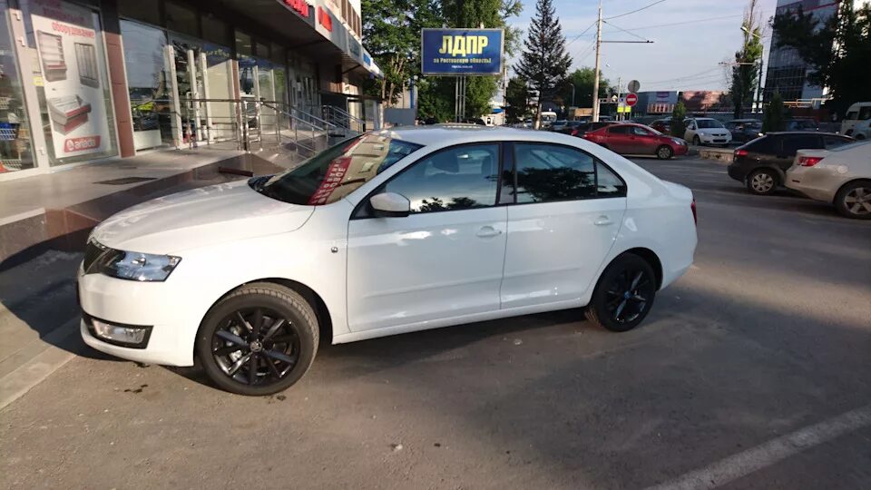 Литые диски 16 рапид. Черные диски skoda rapid antia. skoda rapid белая r15. диски шкода рапид 15 черные. диски шкода рапид 16 черные.