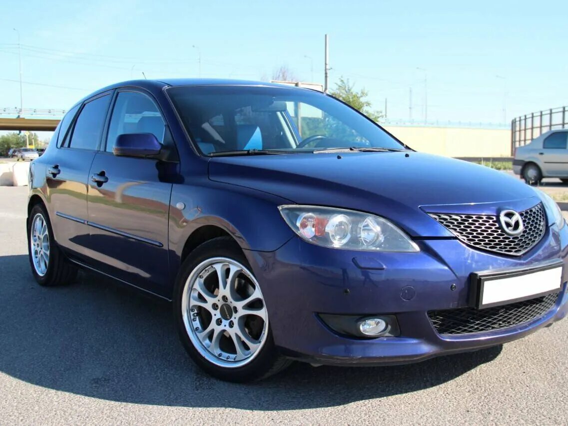 Мазда 3 хэтчбек 2005. Mazda 3 BK 2005 синий. Мазда 3 БК 2005 год хэтчбек. Мазда 3 хэтчбек 2005 синяя.