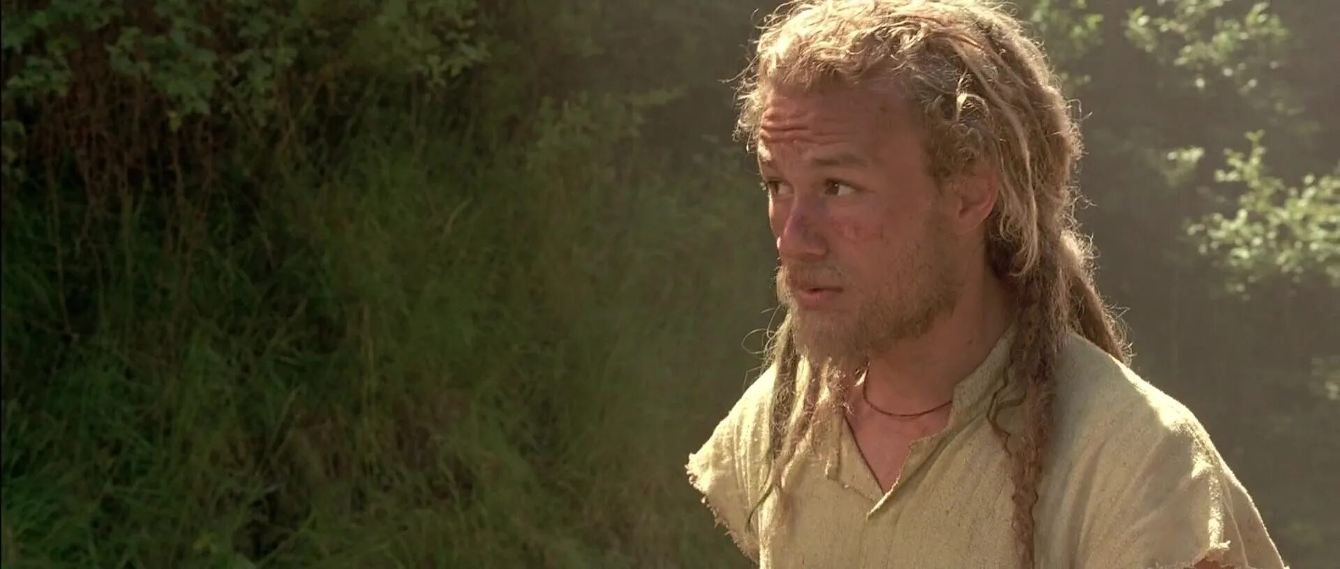 Хит леджер история рыцаря. A knight who lives for one day. Пол беттани история рыцаря. История рыцаря. История рыцаря.