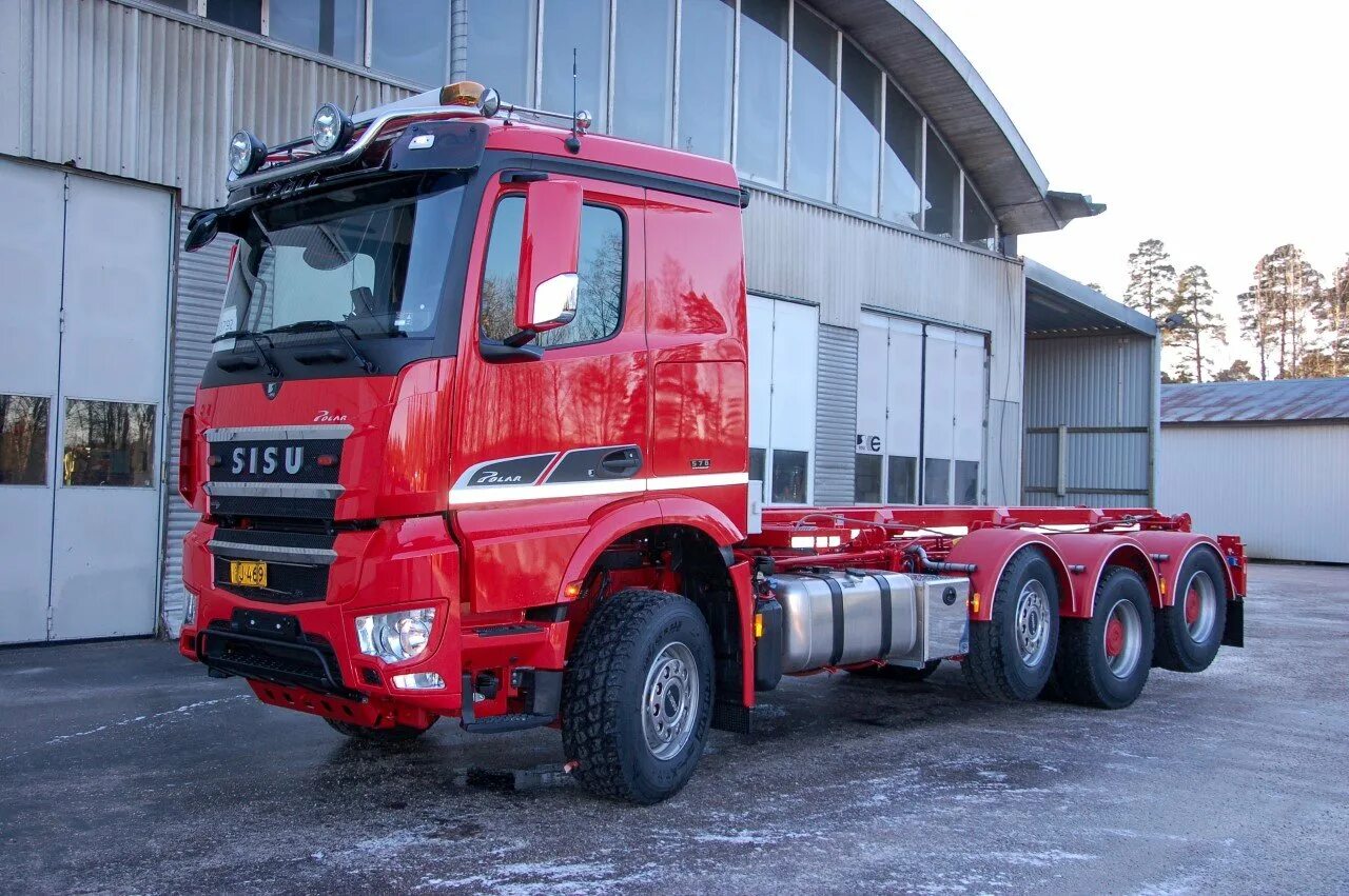 Финские грузовики sisu. Sisu polar mk1. Sisu m-162. Sisu sl210. Седельный тягач sisu.