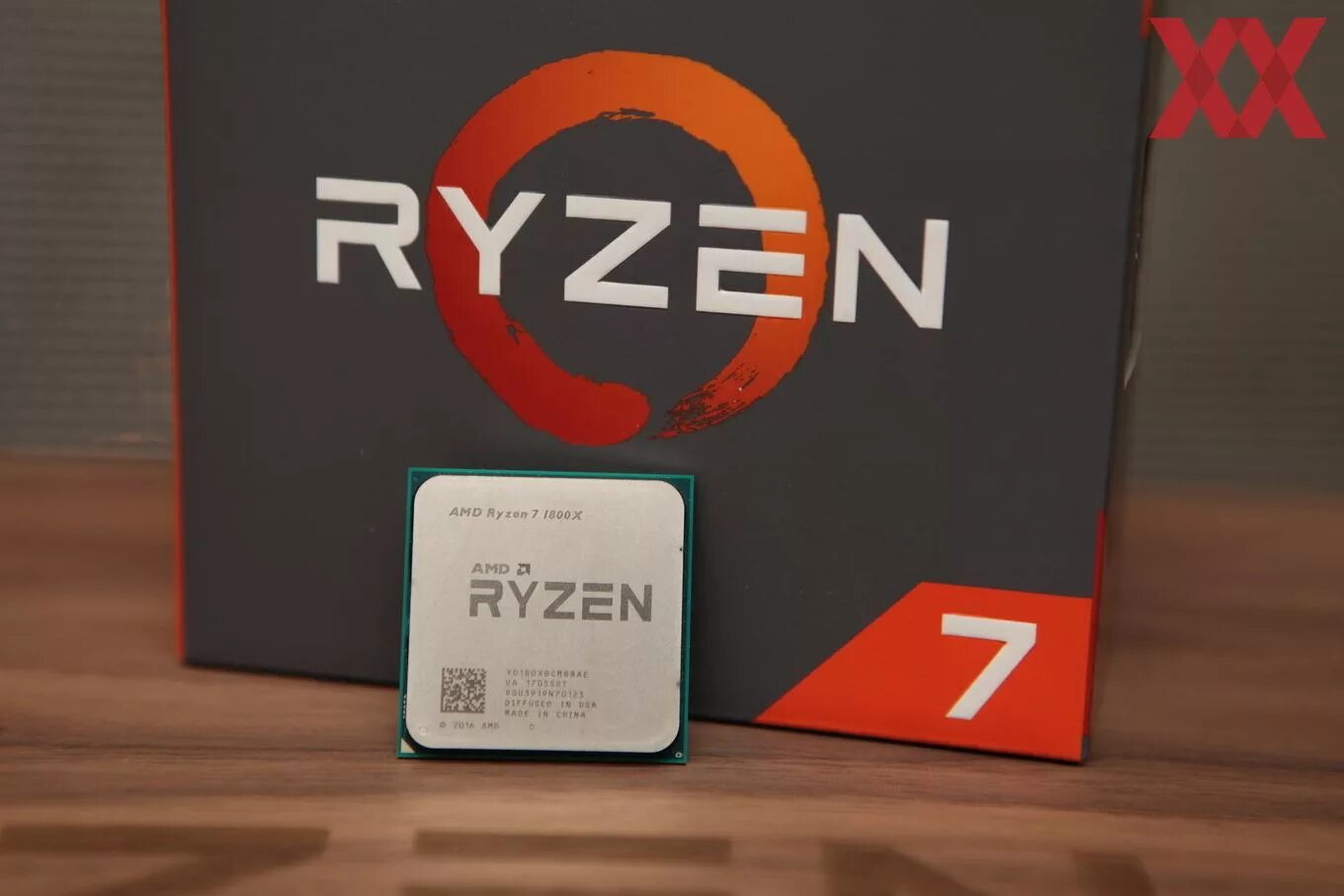 Amd обзор. Ryzen 7 1800x. Процессор AMD Ryzen 7 1800. AMD Ryzen 7 1800x изнутри. Логотип AMD Ryzen 7.