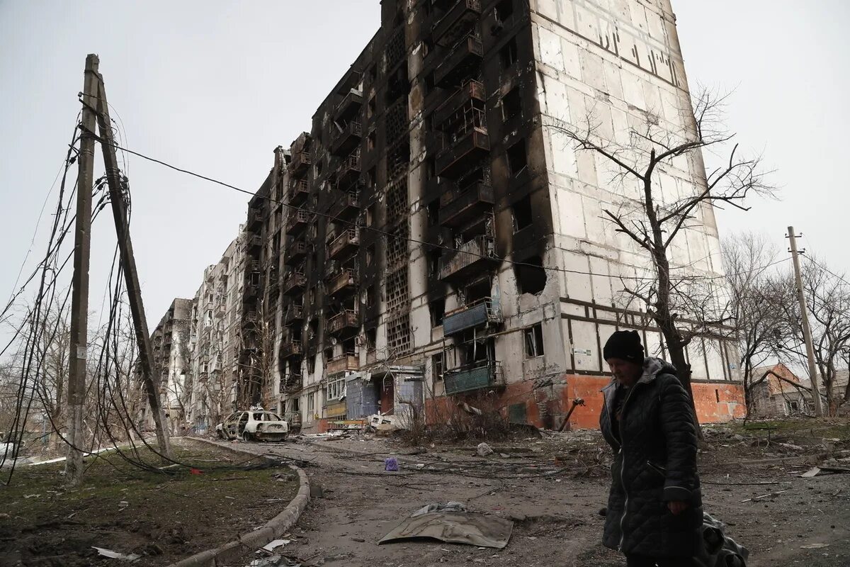 Разрушенные города Украины 2022 Мариуполь. Мариуполь руины войны 2022. Старая пятиэтажка. 20 минут в мариуполе