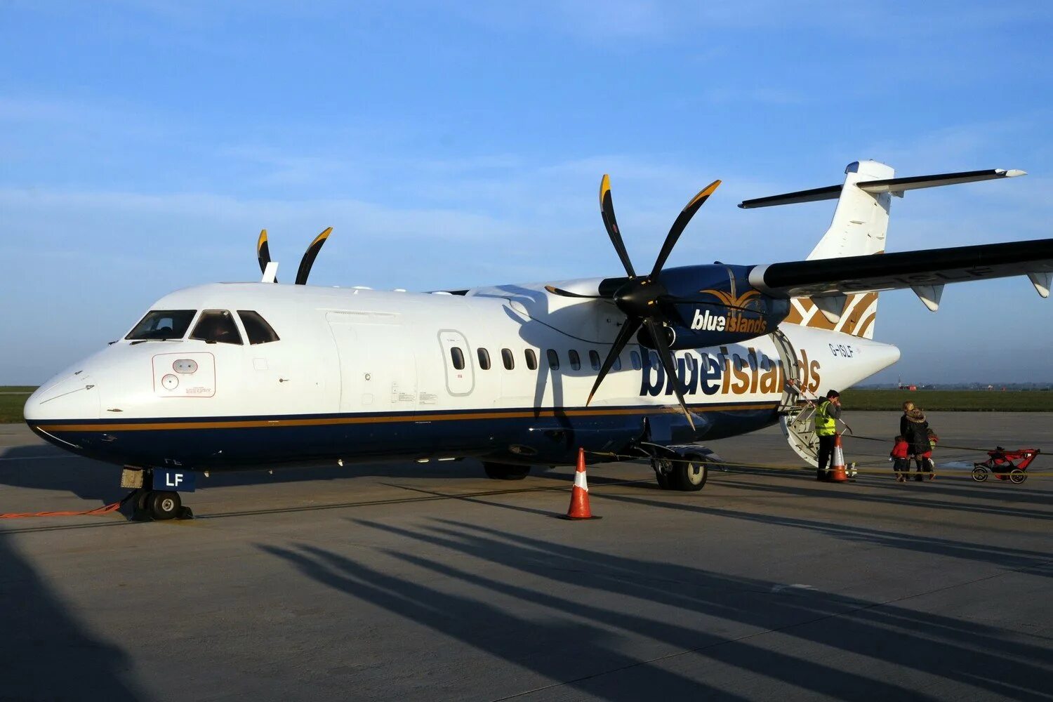 Атр 42. ATR 42. ATR 42 самолет. ATR 42-500. ATR 42-600s.