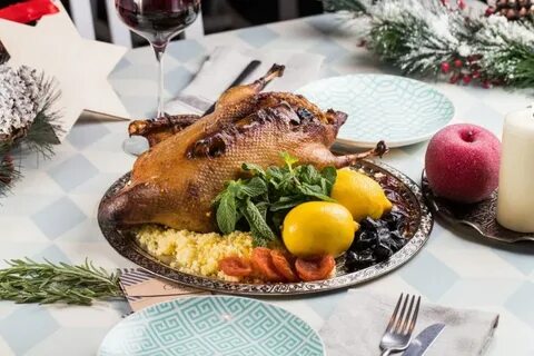 Рецепт утки с яблоками и черносливом