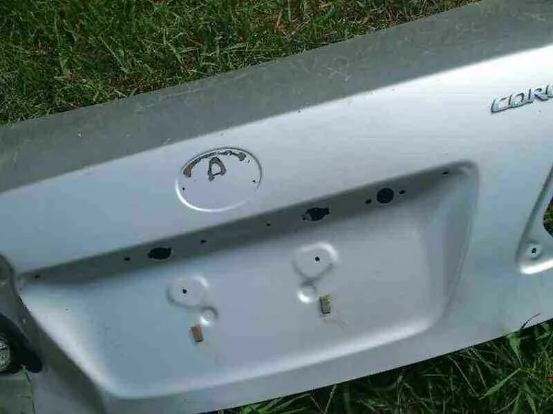 крышка багажника тойота 200