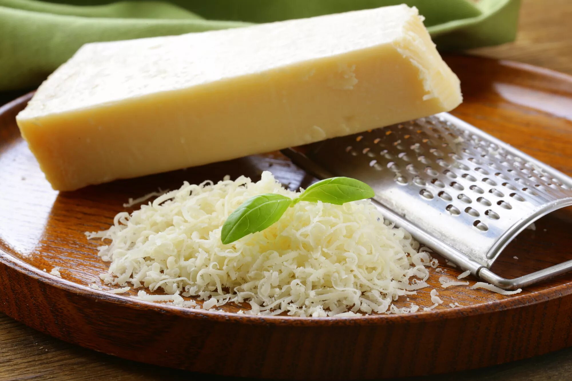 Сыр пармезан. Пармиджано Реджано. Parmesan Cheese тертый. Сыр Пармиджано Реджано.