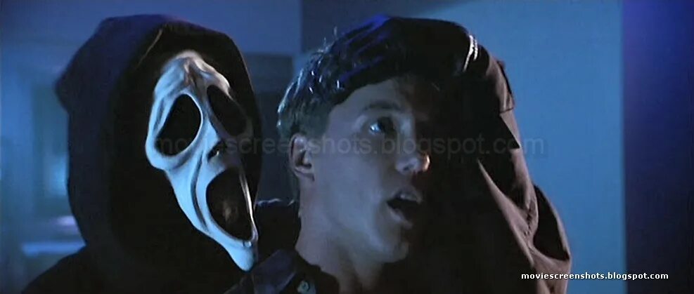 Фильм очень страшное кино 3. Я вижу мертвецов очень страшное кино. Очень страшное кино в ухо. Саймон рекс очень страшное кино 3. Очень страшное кино 3 джордж.