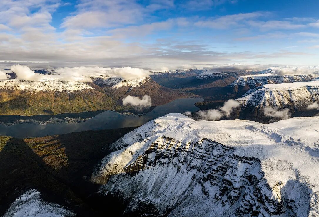 Трапповое плато путорана. Площадь плато. Трапповое плато путорана. Плато путорана восточная сибирь. Плато путорана юнеско.