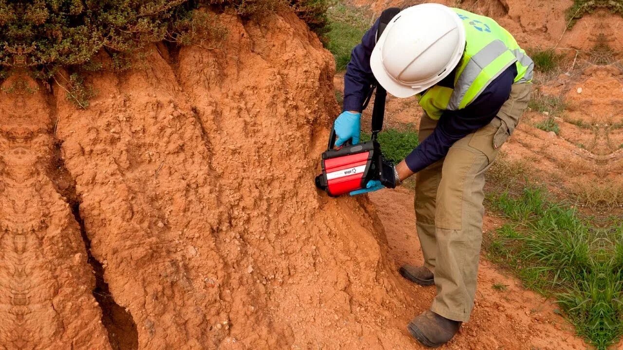 Выполнение геологических работ. Выполнение геологических работ. Инженерные изыскания для строительства. Инженерно-геологические изыскания. Бурение инженерно-геологических скважин.