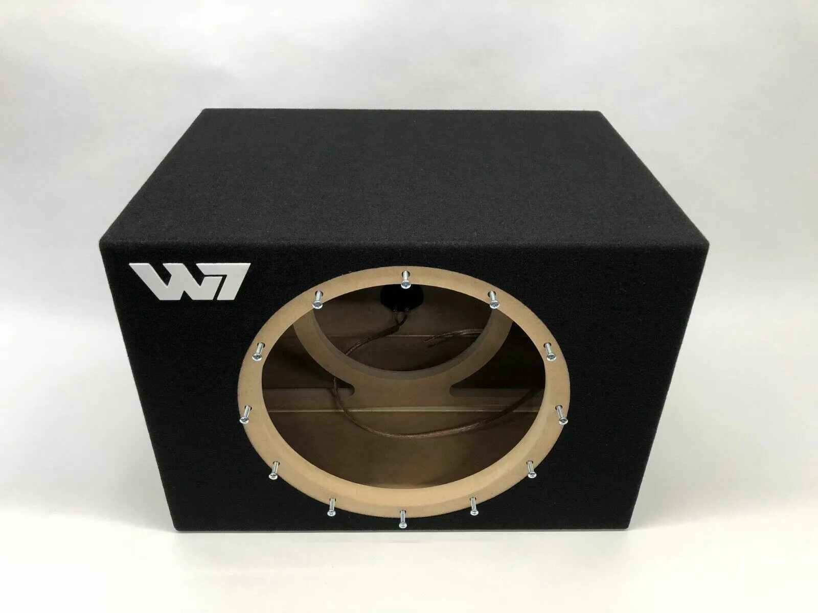 Сабвуфер 7. Сабвуфер jl audio 13w7. jl audio сабвуфер 13. enclosure for jl audio 13w7. автомобильный сабвуфер jl audio 12w1v2 in box.