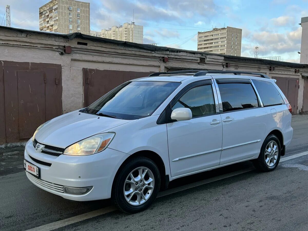 Toyota Sienna 3.3 2004. Toyota Sienna 2004. Тойота Сиена 3 комплектации. Sienna 2004 White.