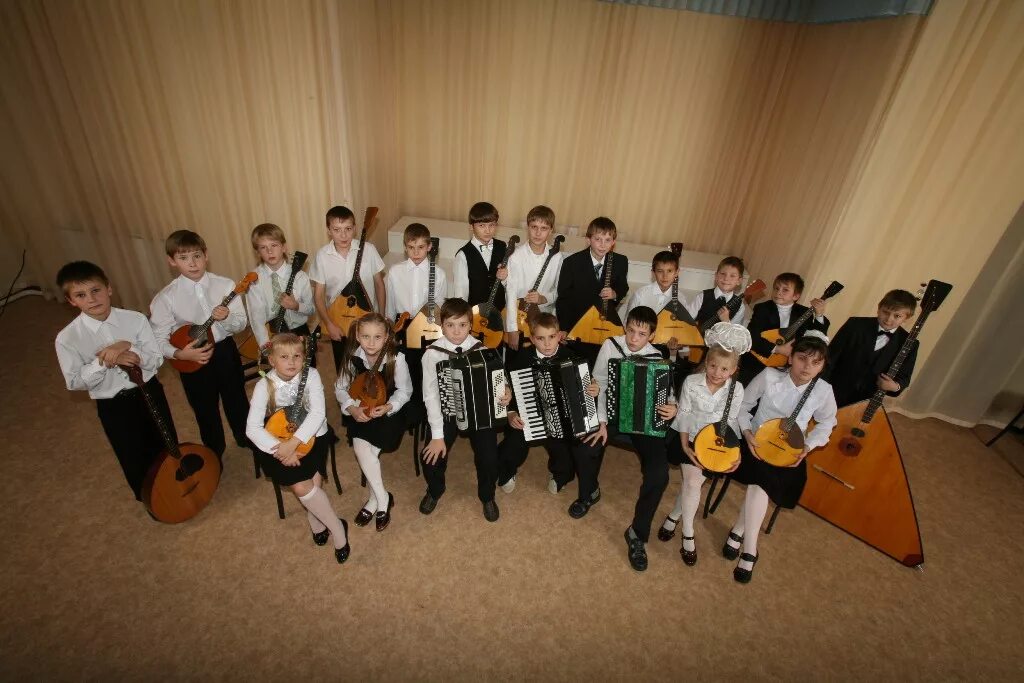 Детский народный оркестр. Детский оркестр русских народных инструментов. Дши 6 оркестр народных инструментов. Новомичуринская дши оркестр народных инструментов. Детский народный оркестр.