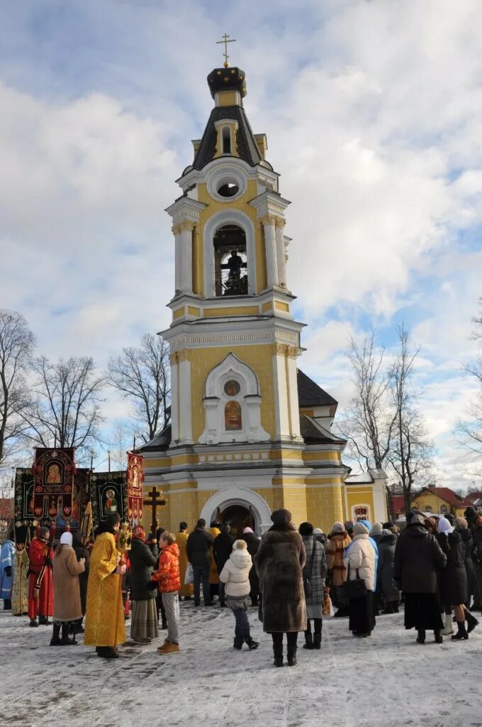 Храм успения тюриково. Храм успения пресвятой богородицы в архангельском-тюриково. церковь успения пресвятой богородицы (химки). храм успения пресвятой богородицы в долгопрудном. челобитьевское шоссе храм.