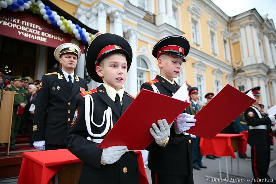 Военное училище в санкт петербурге после 9. Суворовское военное училище в санкт-петербурге. кадетское суворовское училище в санкт-петербурге. курсанты суворовского училища спб. суворовское училище санкт-петербург официальный сайт.