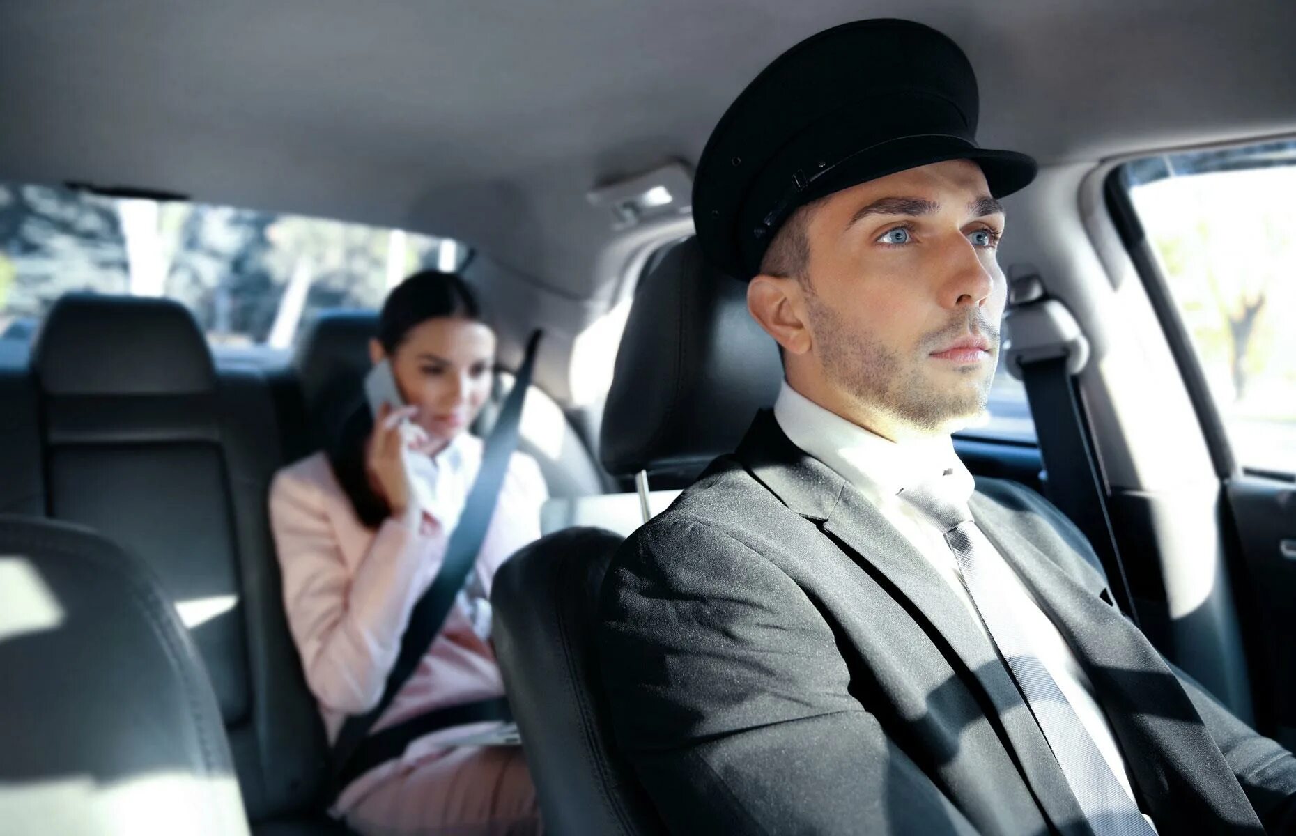 Шофер. Стиль водитель. Бархударов 8 класс шофер одет в кожаную куртку. Шофер одет. Шофер одет.