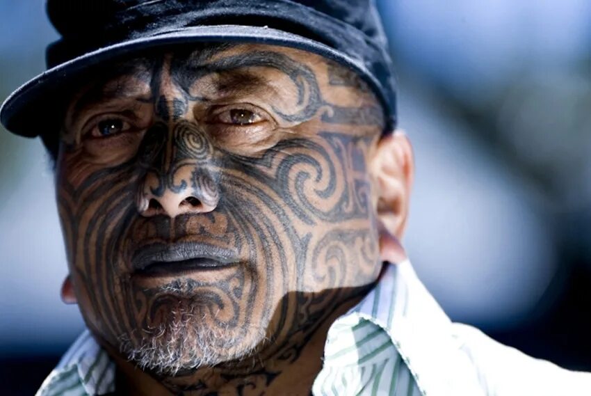 New zealand maori. Моко Маори. Та Моко новая Зеландия. Новая Зеландия Маори Татуировки Моко. Маури Новозеландия.