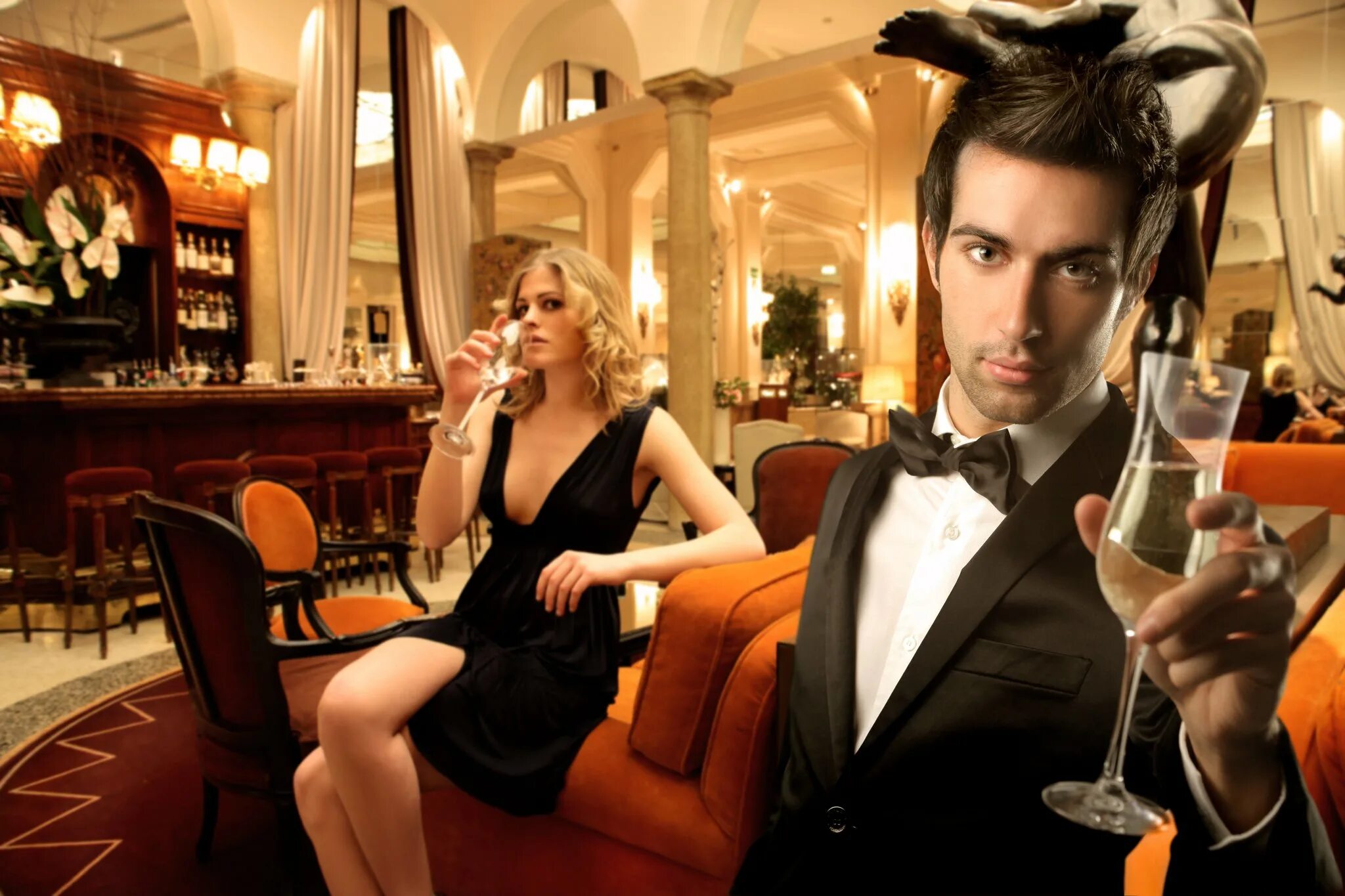 Свадебный костюм с жилеткой. Гусарский бал 19 век. Гусары на балу 19 века. Гусары бал живопись 19 века. Брак мужчины и женщины.