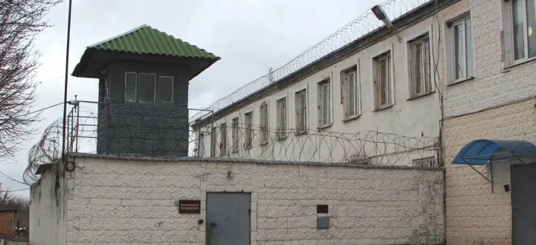 Ик-28 архангельская область ерцево. Колония поселения 8 ростовская область. Фку ик 9 курск. Joliet correctional center (joliet prison). Начальник отряда в колонии.