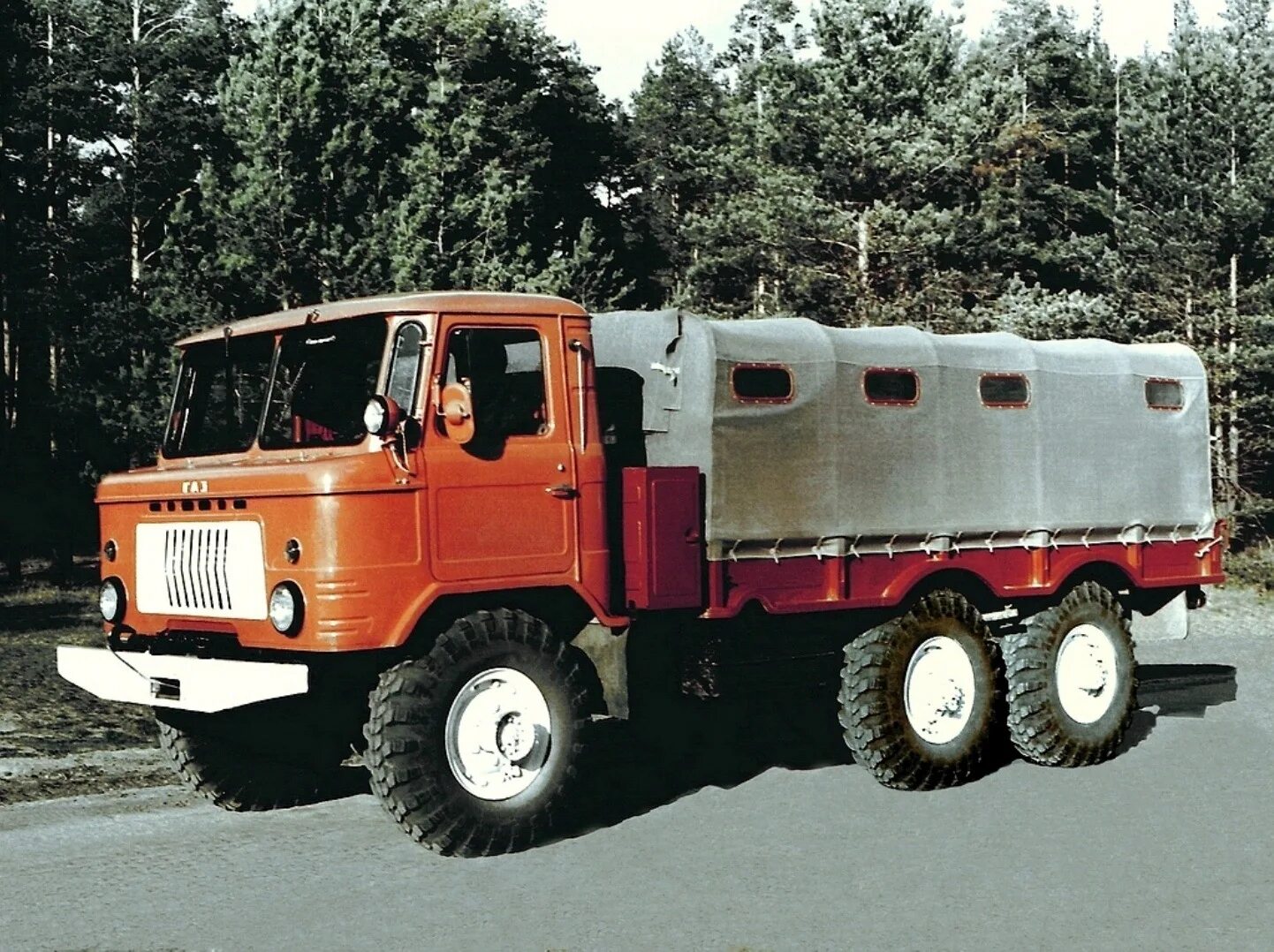 Автомобиля 76. ГАЗ 66 тягач. ГАЗ-66 грузовой. ГАЗ 66 Шишига тягач. ГАЗ 66 6×6.