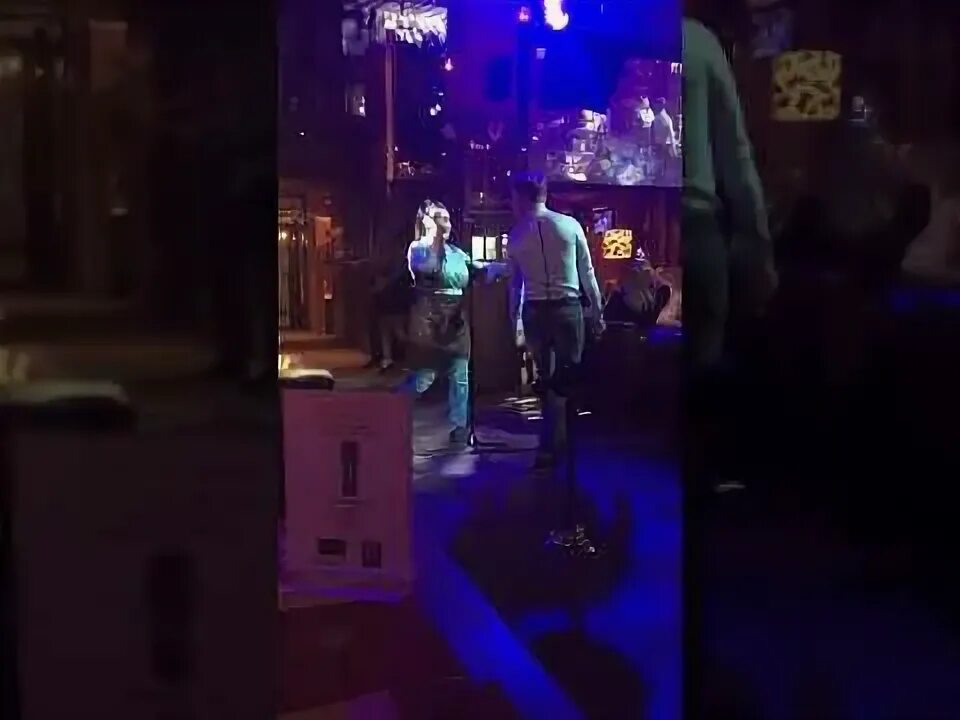 Ресторан поющие официанты в санкт. Ресторан рибай санкт-петербург поют официанты. питер ресторан с поющими официантами рибай. ресторан рибай поющие официанты. танцующие официанты спб 2025 ресторан рибай.