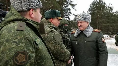 Лукашенко военное положение