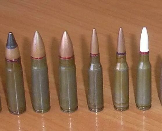 Выстрел от холостого патрона. Насадка на ак для холостой стрельбы. Холостой патрон ак 74. 62. 62.