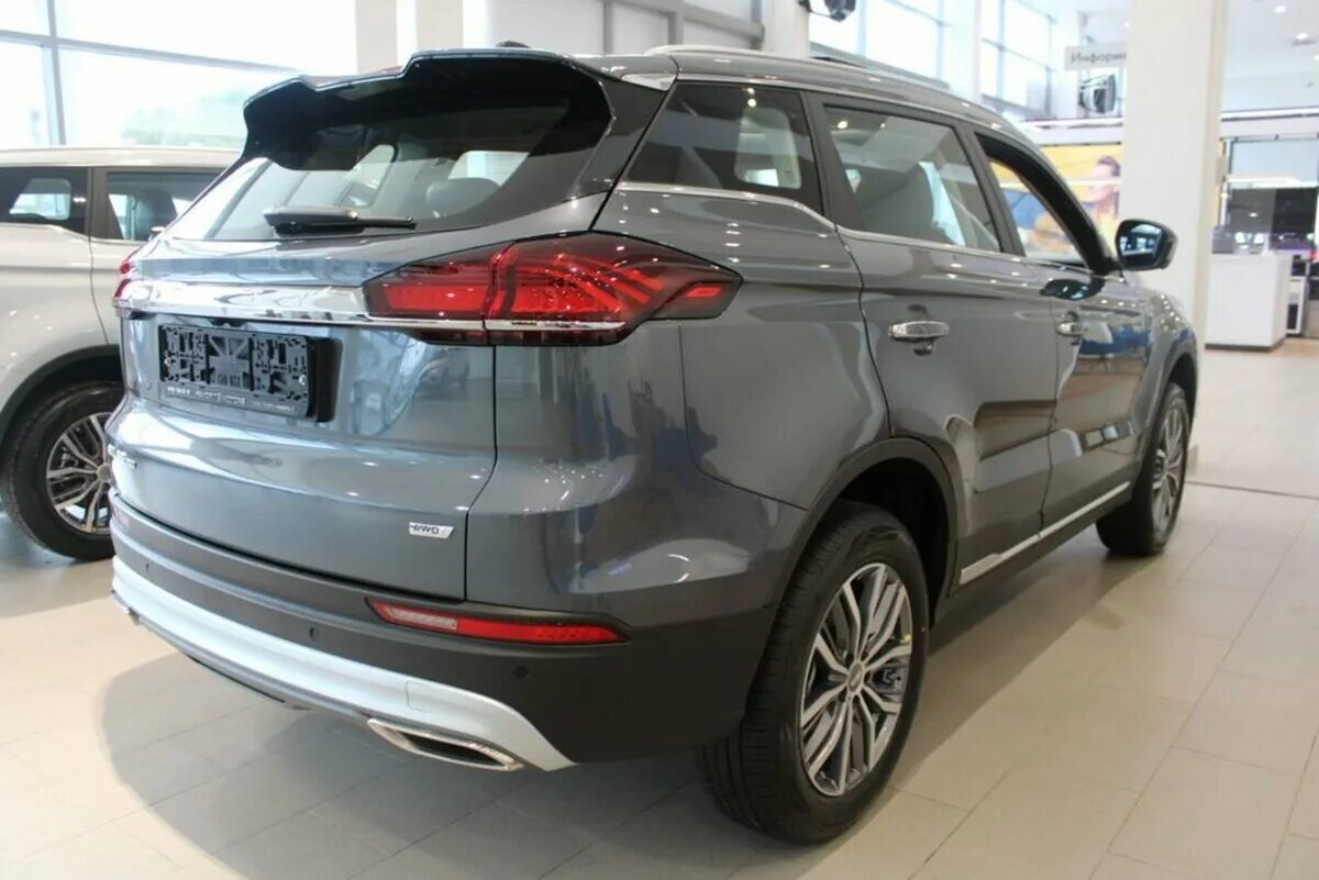 Гилли атлас. Джили атлас про отзывы владельцев 2022. 0 мт серебристый. Новый geely atlas 2023. Новый атлас 2022.