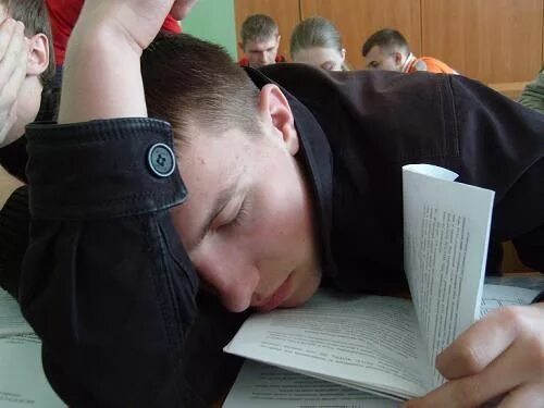 Студентку отчислили