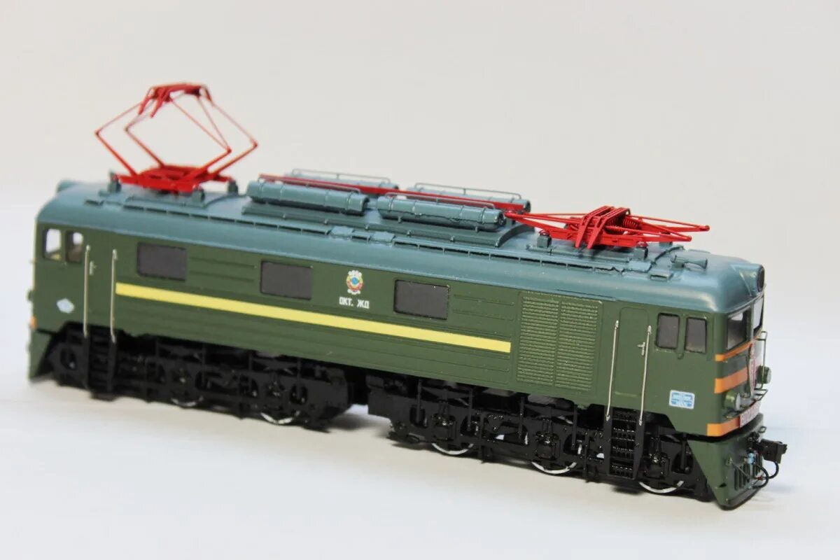 Tillig br120 itl. 1 120 техника. Модель железной дороги 12 мм тт гдр. 3. Модель локомотив вл23.