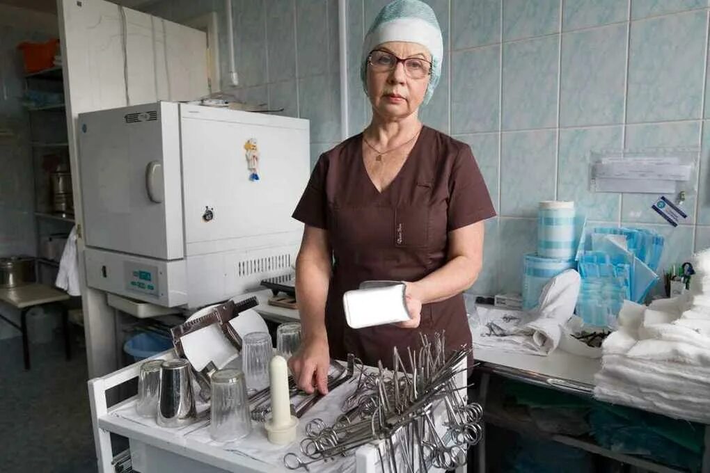 Заслуженная медицинская сестра. Награждение династий медиков. Почетная медсестра. Конкурс медсестер. Почетная медсестра.