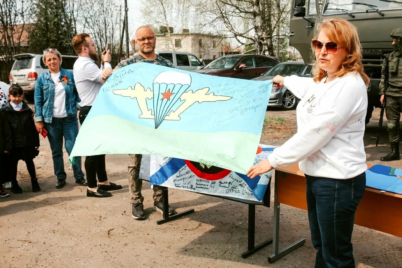 как вырастить патриота. расти патриота. расти патриота. роспатриот. роспатриотцентр патриотическое воспитание молодежи.