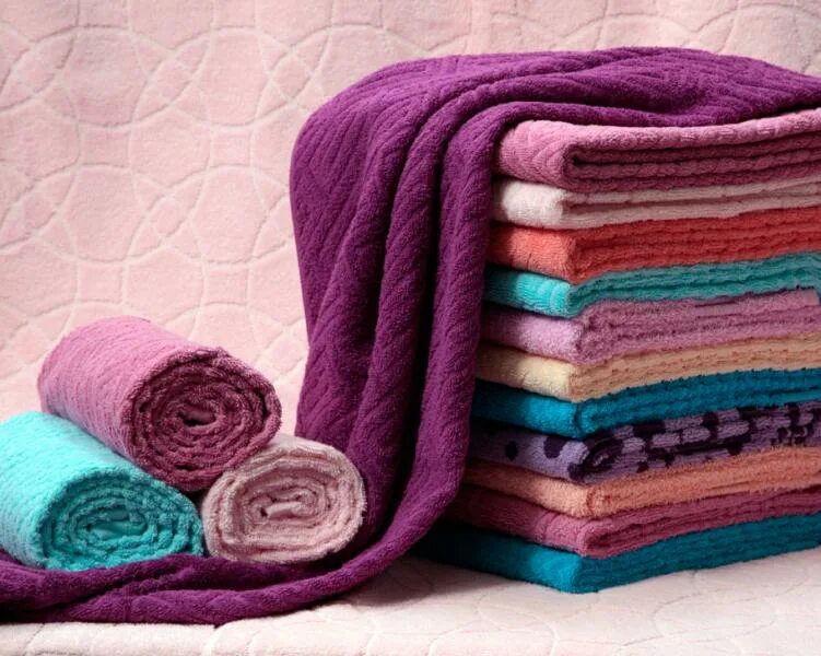 Яркие полотенца. Домашний текстиль. Текстиль для дома. Красивые полотенца. Текстиль полотенца.