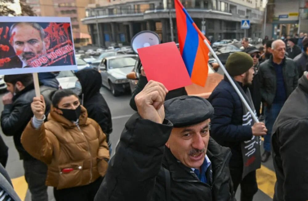 Армяне спасли