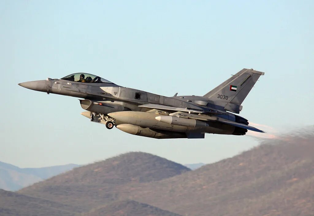 F block. F-16 block 60. f-16e/f block 60. f-16a block 10. локхид f 16e fighting falcon.