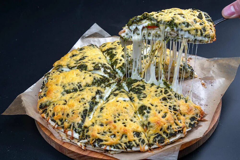 Crazy brothers пицца. Четырехэтажная пицца crazy brothers. Четырехэтажная пицца crazy brothers. Что такое слойная пицца. Crazy brothers пицца грибная.