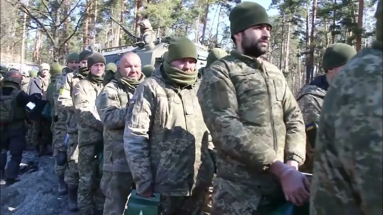 Малая рогань пленные российские солдаты. Солдат чвк вагнер. Парад военнопленных в донецке. Ютуб пленные. Ютуб пленные.