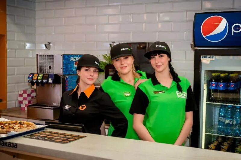 кассир выходного дня вакансии. вакансия кассир. работа в томске. продавец кассир. кассир.