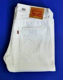 Levis белые