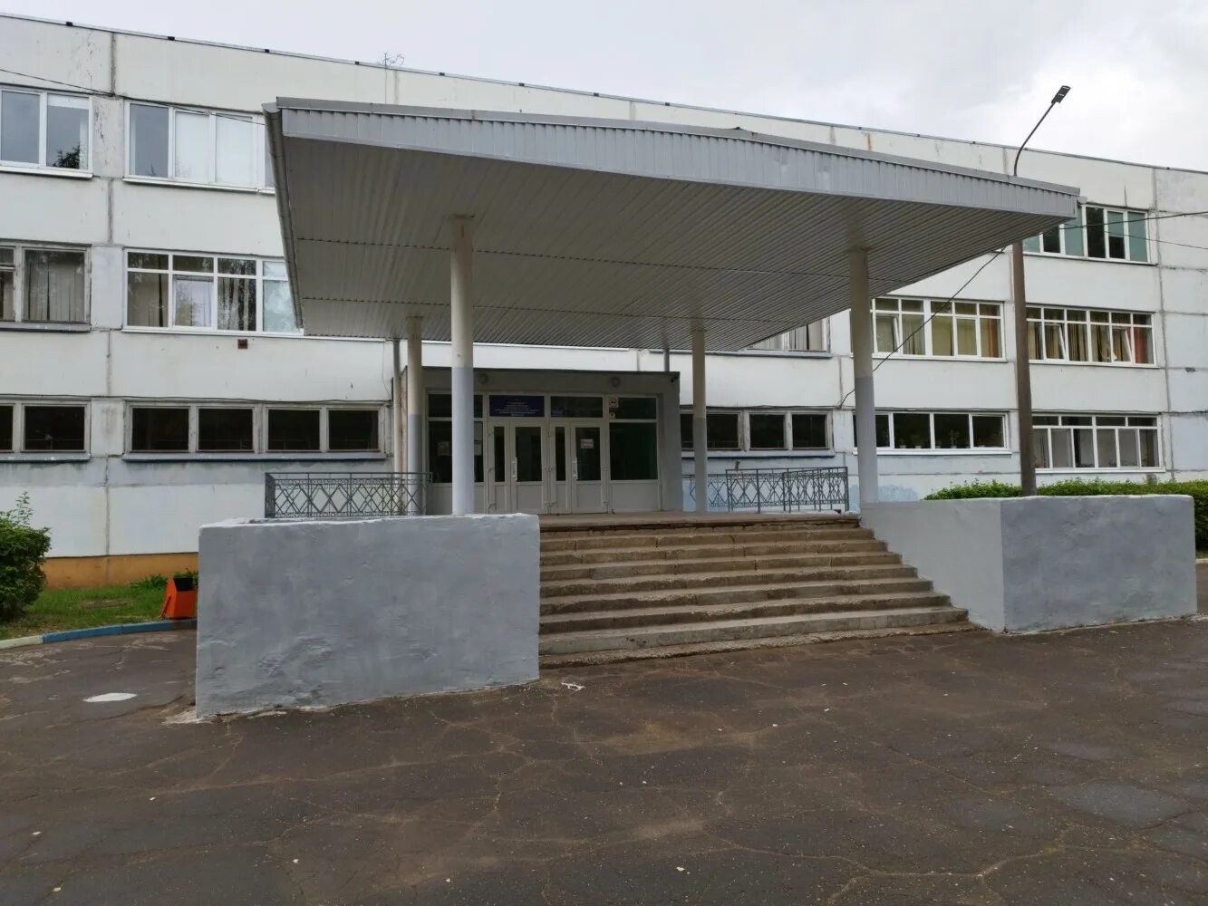 школы твери телефоны. школа номер 1 тверь. школа 14 тверь. школа 15 тверь. школа 43 тверь улица.