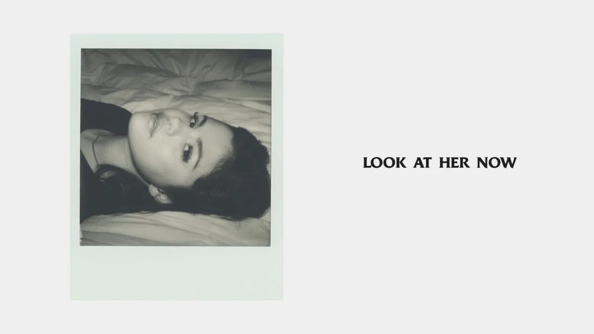 Get look песня. Selena gomez look at her now. selena gomez look at her now перевод. селена гомес клип look at heart now. песня is look at she.