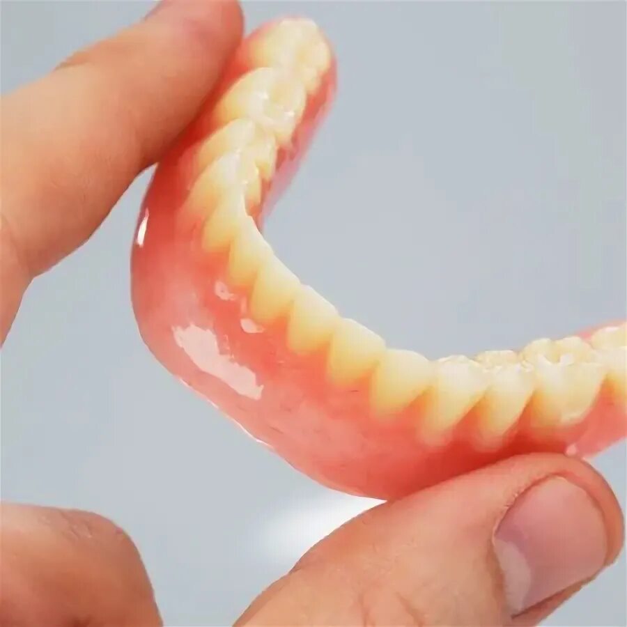 Нейлоновые зубные протезы фото на человеке. Нейлон минусы