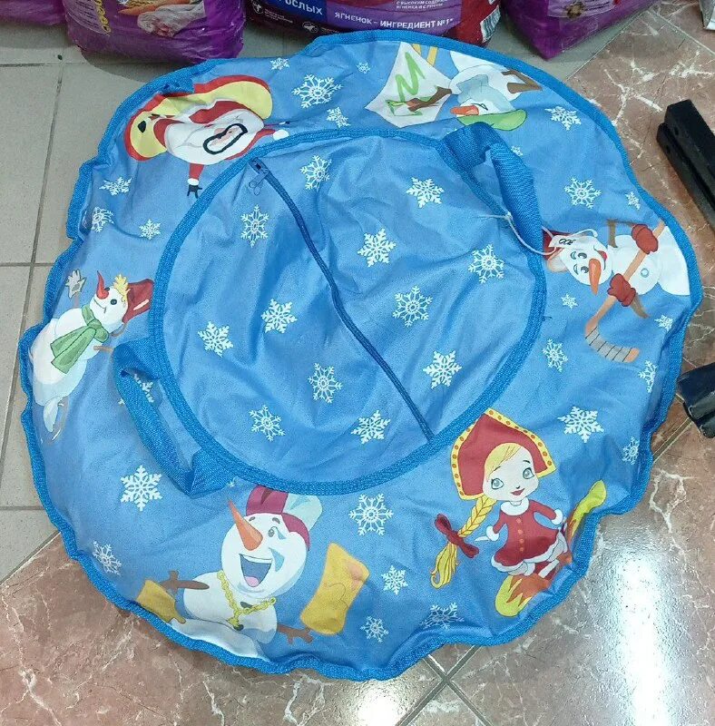 Ватрушка не париться. Тюбинг архыз. Ватрушка не париться. Надутая ватрушка. Ватрушка blok 85см.