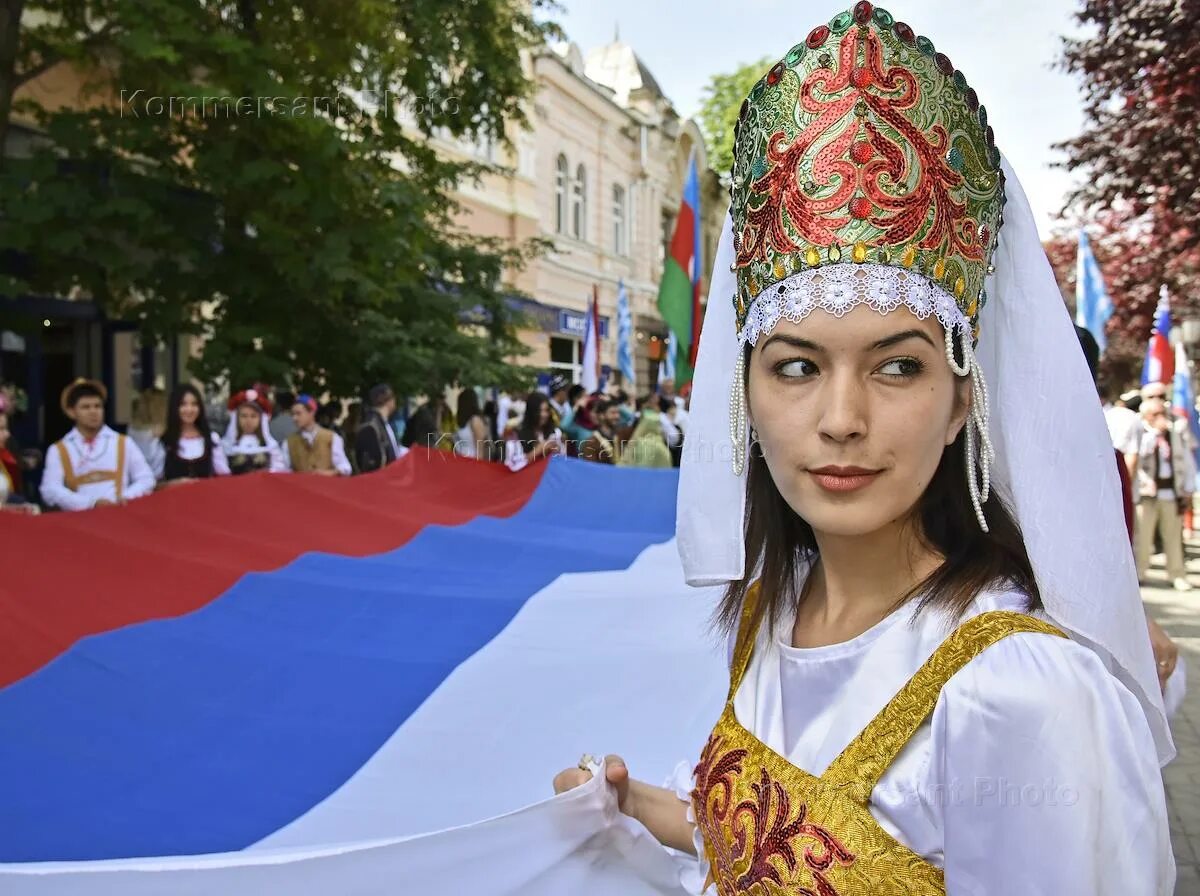 Многонациональный русский народ. Многонациональная Россия. Национальность россиянин. Дружба народов русские и татары.